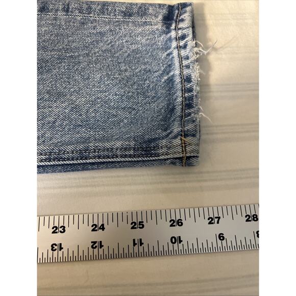 American Eagle Womens Strigid Mom Jeans Size 00 Distressed Blue Medium Wash - Picture 9 of 9